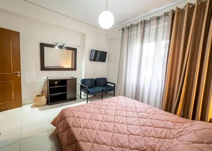 Heronissos Center Apartament *